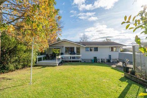 Photo of property in 14 Kereru Street, Two Mile Bay, Taupo, 3330