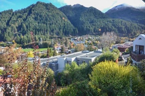 Photo of property in 6 Weaver Street, Queenstown, 9300