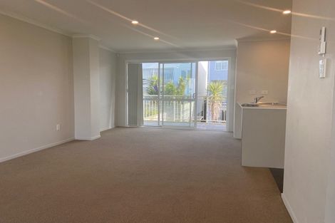 Photo of property in 3 Manawatere Way, Flat Bush, Auckland, 2019