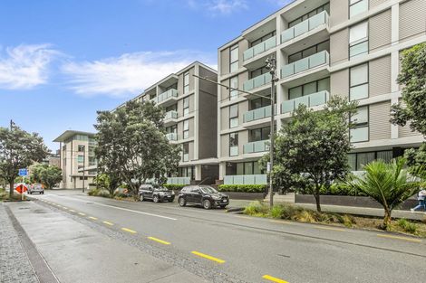 Photo of property in Halsey Apartments At Lighter Quay, 212/77 Halsey Street, Auckland Central, Auckland, 1010