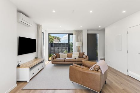 Photo of property in 1/48 Salisbury Road, Birkdale, Auckland, 0626