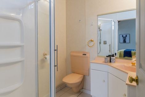 Photo of property in 17 Easton Way, Levin, 5510