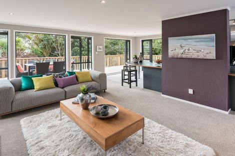 Photo of property in 12 Minerva Terrace, Cockle Bay, Auckland, 2014