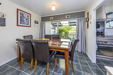 Photo of property in 25 Balloch Street, Randwick Park, Auckland, 2105