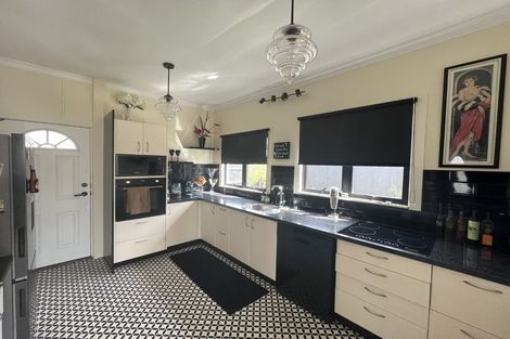 Photo of property in 14 Victory Road, Fairy Springs, Rotorua, 3015