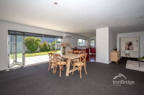 Photo of property in 72 Mauger Drive, Heathcote Valley, Christchurch, 8022