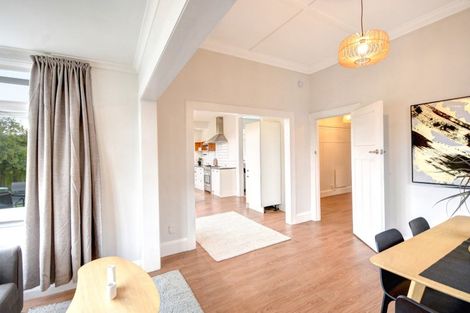 Photo of property in 356 Bay View Road, Saint Clair, Dunedin, 9012