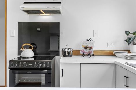 Photo of property in 51 Good Street, Rangiora, 7400