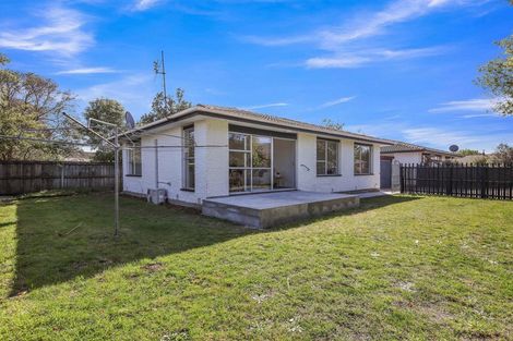 Photo of property in 2/3 Sequoia Place, Parklands, Christchurch, 8083