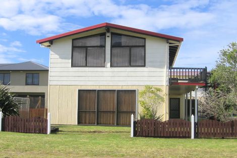 Photo of property in 324a Sylvia Road, Whangamata, 3620