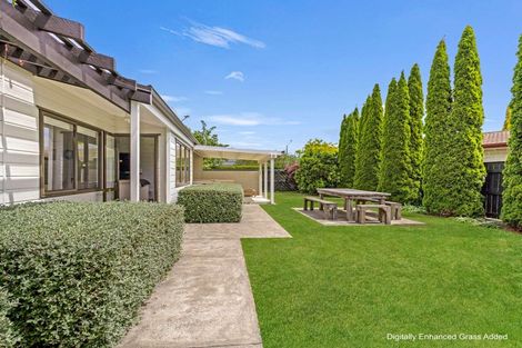 Photo of property in 2 Kathleen Street, Parkvale, Hastings, 4122