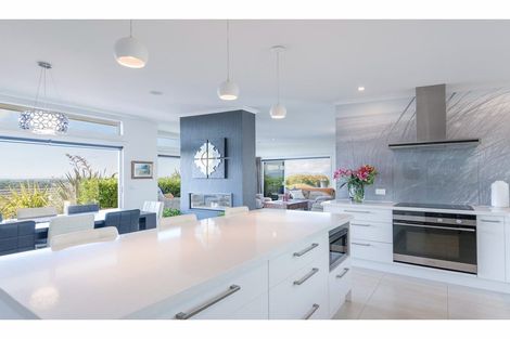 Photo of property in 23 Katania Heights, Brightwater, 7022