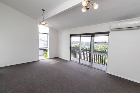 Photo of property in 11 Nalanda Crescent, Broadmeadows, Wellington, 6035