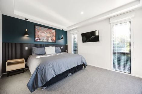 Photo of property in 5 Laguna Place, Matakatia, Whangaparaoa, 0930