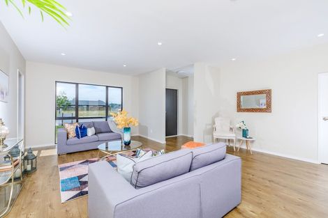 Photo of property in 4 Piccolo Court, Kumeu, 0810