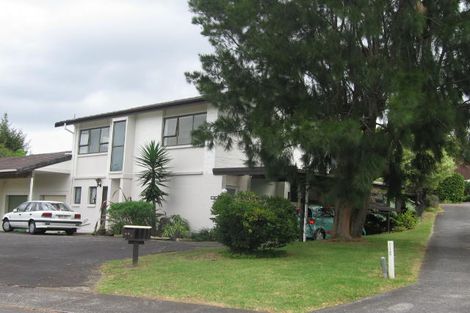 Photo of property in 2/58 Edgeworth Road, Glenfield, Auckland, 0629