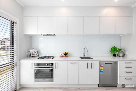 Photo of property in 15 Balmerino Lane, Wallaceville, Upper Hutt, 5018