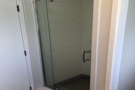 Photo of property in 2 Glucina Place, Glen Eden, Auckland, 0602