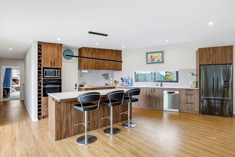 Photo of property in 13 Matuku Lane, Heathcote Valley, Christchurch, 8022
