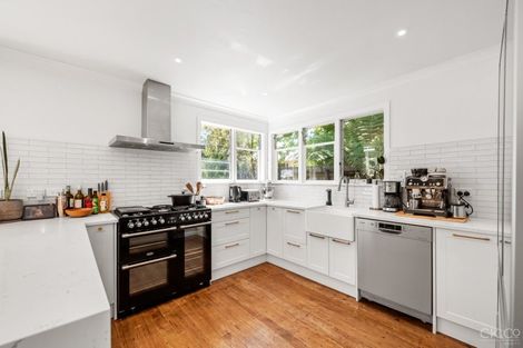 Photo of property in 7 Manuka Street, Stokes Valley, Lower Hutt, 5019