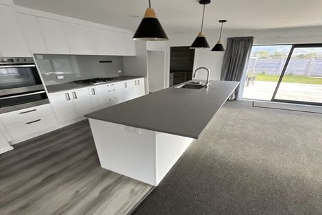 Photo of property in 26 Filmer Crescent, Wallaceville, Upper Hutt, 5018