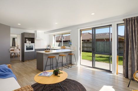 Photo of property in 49 Gibson Place, Papamoa Beach, Papamoa, 3118