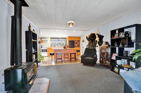 Photo of property in 68 Stanners Street, Eltham, 4322