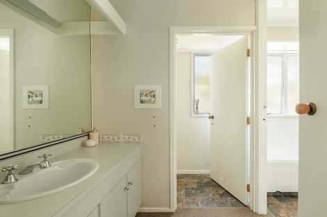 Photo of property in 4 Heatherlea Street, Outer Kaiti, Gisborne, 4010