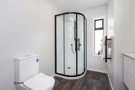 Photo of property in 42b Moeraki Road, Maoribank, Upper Hutt, 5018