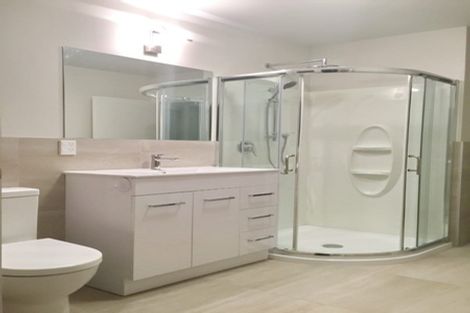 Photo of property in 1/16 Green Lane East, Remuera, Auckland, 1050