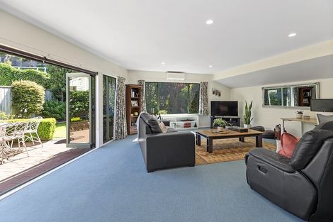 Photo of property in 106a Tauhinu Road, Miramar, Wellington, 6022