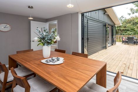 Photo of property in 12 Minerva Terrace, Cockle Bay, Auckland, 2014