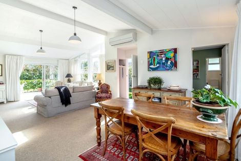 Photo of property in 22 Mahupuku Street, Greytown, 5712