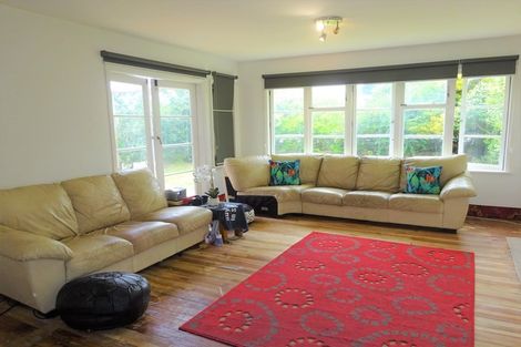 Photo of property in 43 Ladys Mile, Foxton, 4814