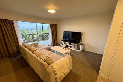 Photo of property in 22 Tower Hill, Stanmore Bay, Whangaparaoa, 0930
