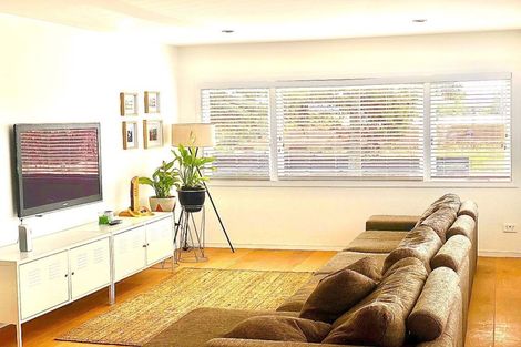 Photo of property in 40 Pooks Road, Ranui, Auckland, 0612