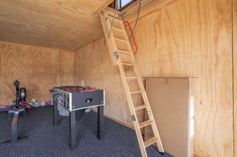 Photo of property in 128 Kupe Drive, Whitianga, 3510