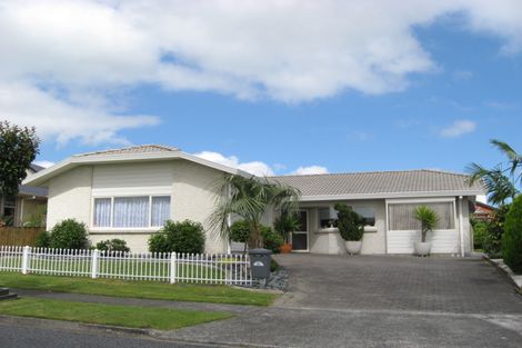 Photo of property in 33 Cooper Street, Pukekohe, 2120