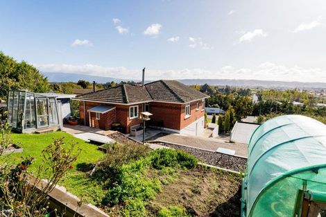 Photo of property in 16 Braeside, Kinmont Park, Mosgiel, 9024