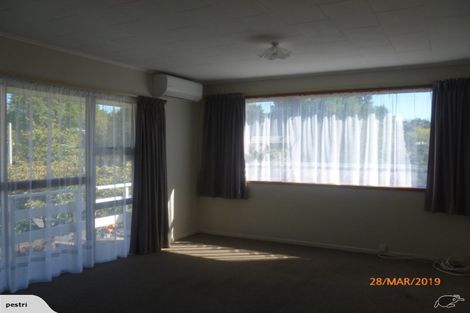 Photo of property in 15 Clawton Street, Westown, New Plymouth, 4310