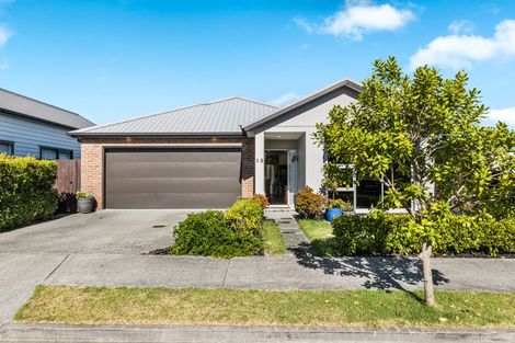 Photo of property in 15 Makete Crescent, Hobsonville, Auckland, 0618