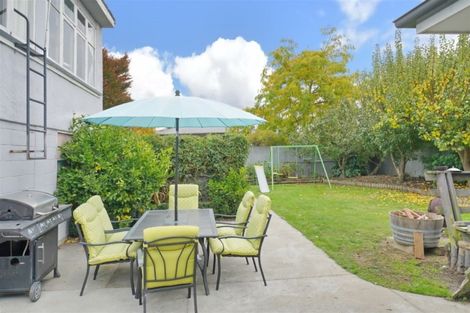 Photo of property in 9 Ashgrove Street, Rangiora, 7400