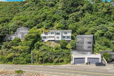Photo of property in 515 Marine Drive, Sunshine Bay, Lower Hutt, 5013