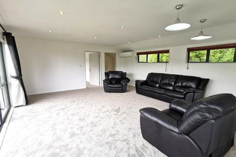 Photo of property in 68 Rame Road, Greenhithe, Auckland, 0632