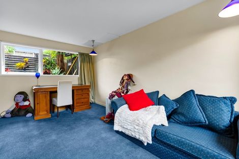 Photo of property in 1/21 Peter Terrace, Castor Bay, Auckland, 0620