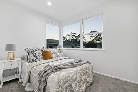 Photo of property in 82b Vodanovich Road, Te Atatu South, Auckland, 0610