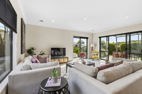 Photo of property in 4 Edington Grove, Churton Park, Wellington, 6037