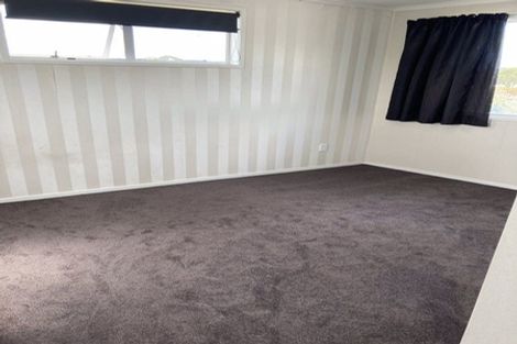 Photo of property in 112 Marne Road, Papakura, 2110