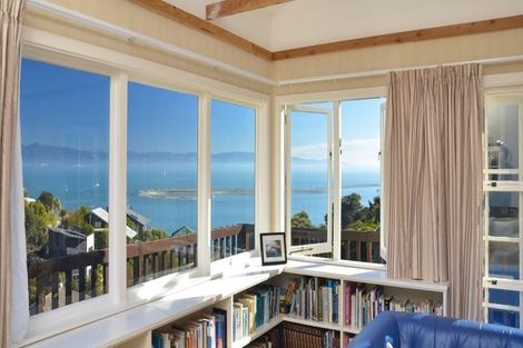 Photo of property in 29-31 Poynters Crescent, Stepneyville, Nelson, 7010