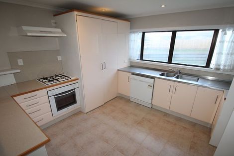 Photo of property in 6 Rinaha Place, Koutu, Rotorua, 3010